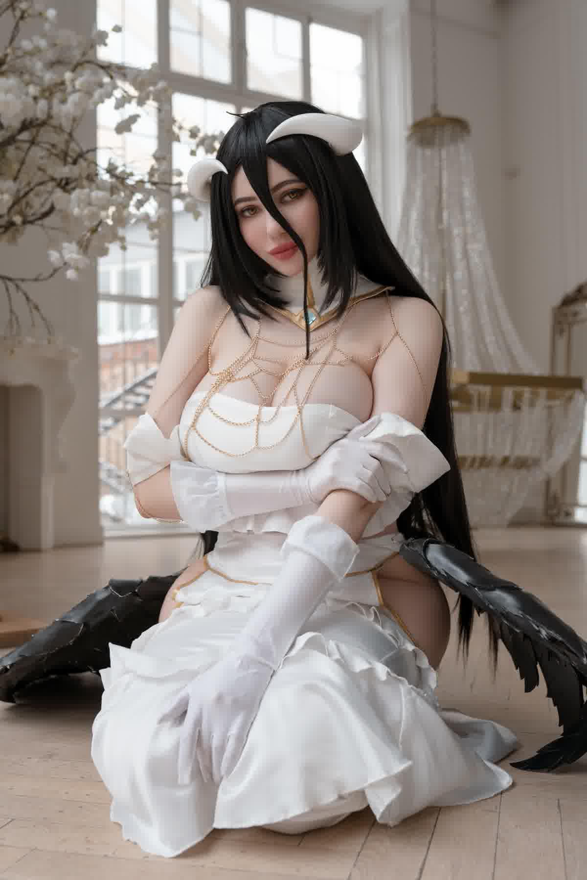 Alina Becker Albedo leaks search style cosplay 6
