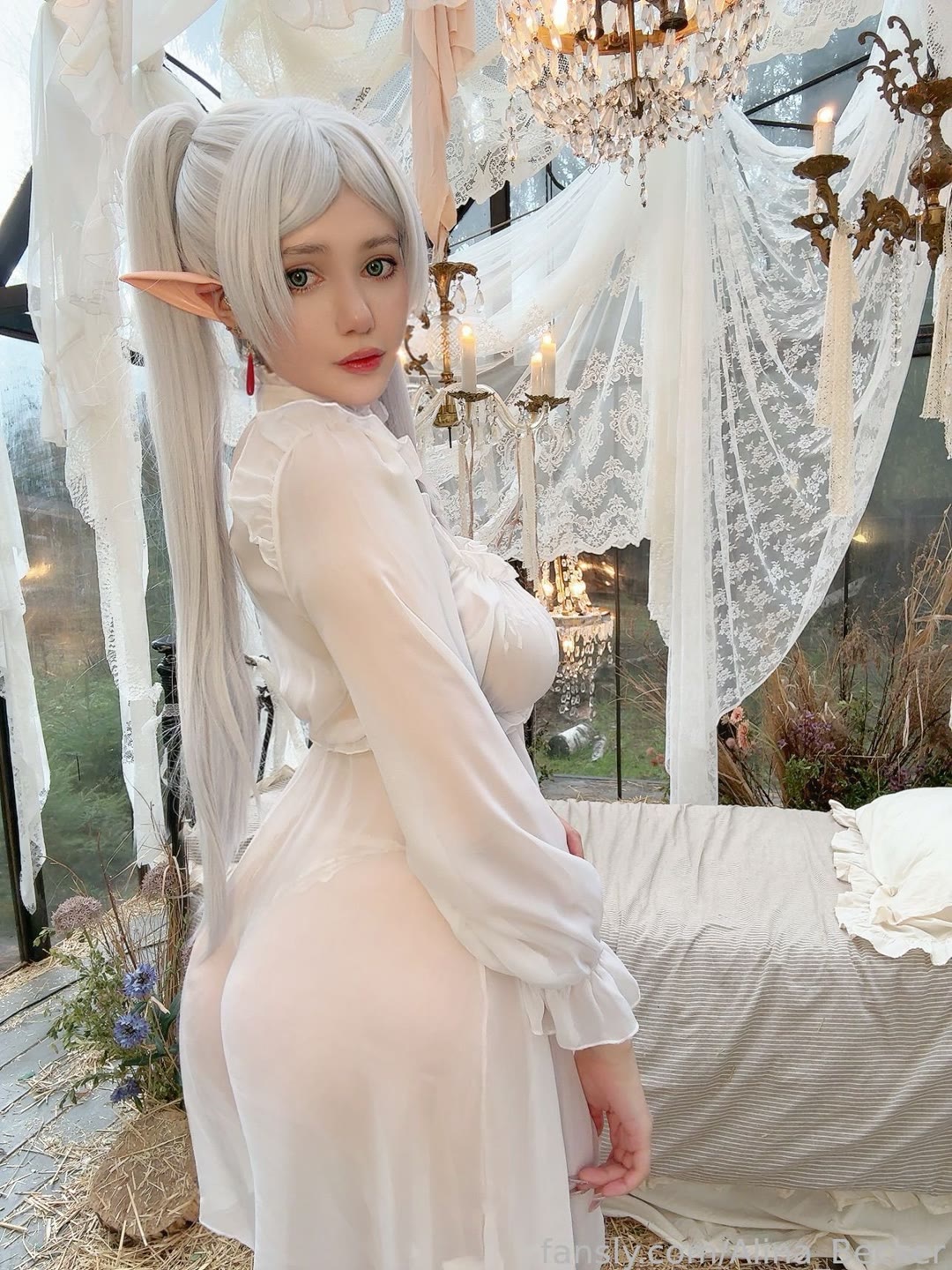 Alina Becker Frieren sexy cosplay fan gallery