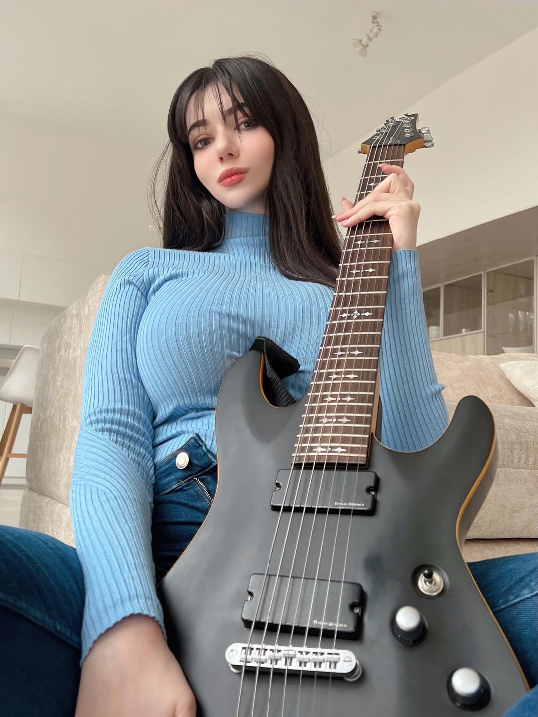 Alina Becker Guitar Sister premium cosplay photo 6