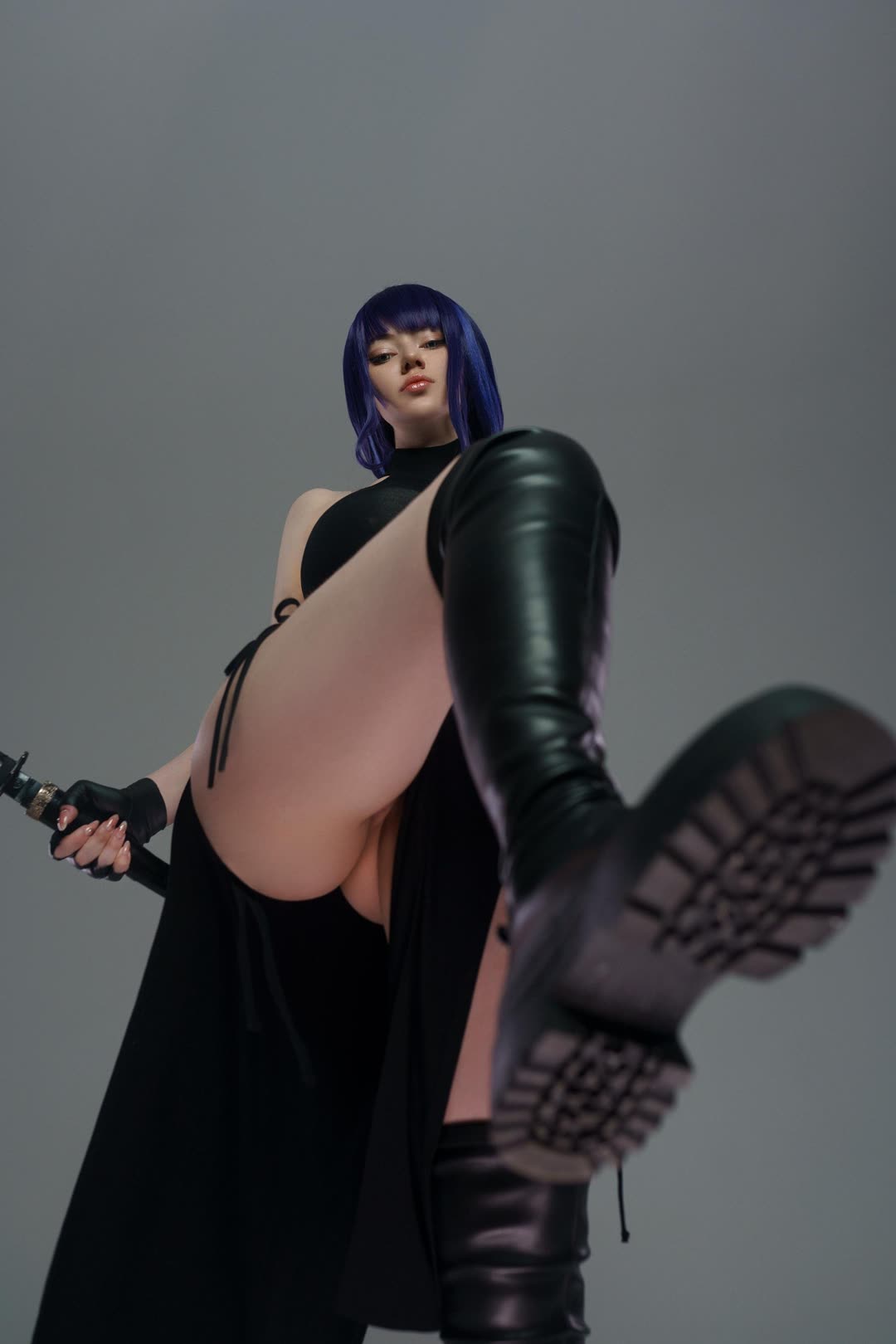 Alina Becker sexy Raiden Shogun nude cosplay photo 4