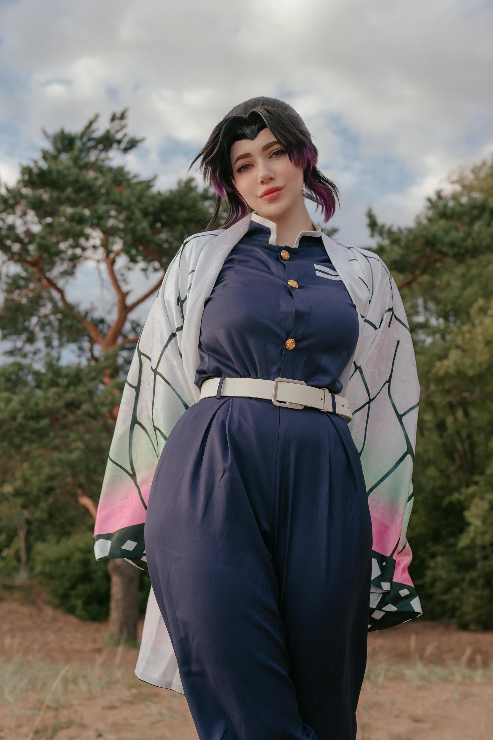 Shinobu Kocho cosplay costume play by Alina Becker photo 2