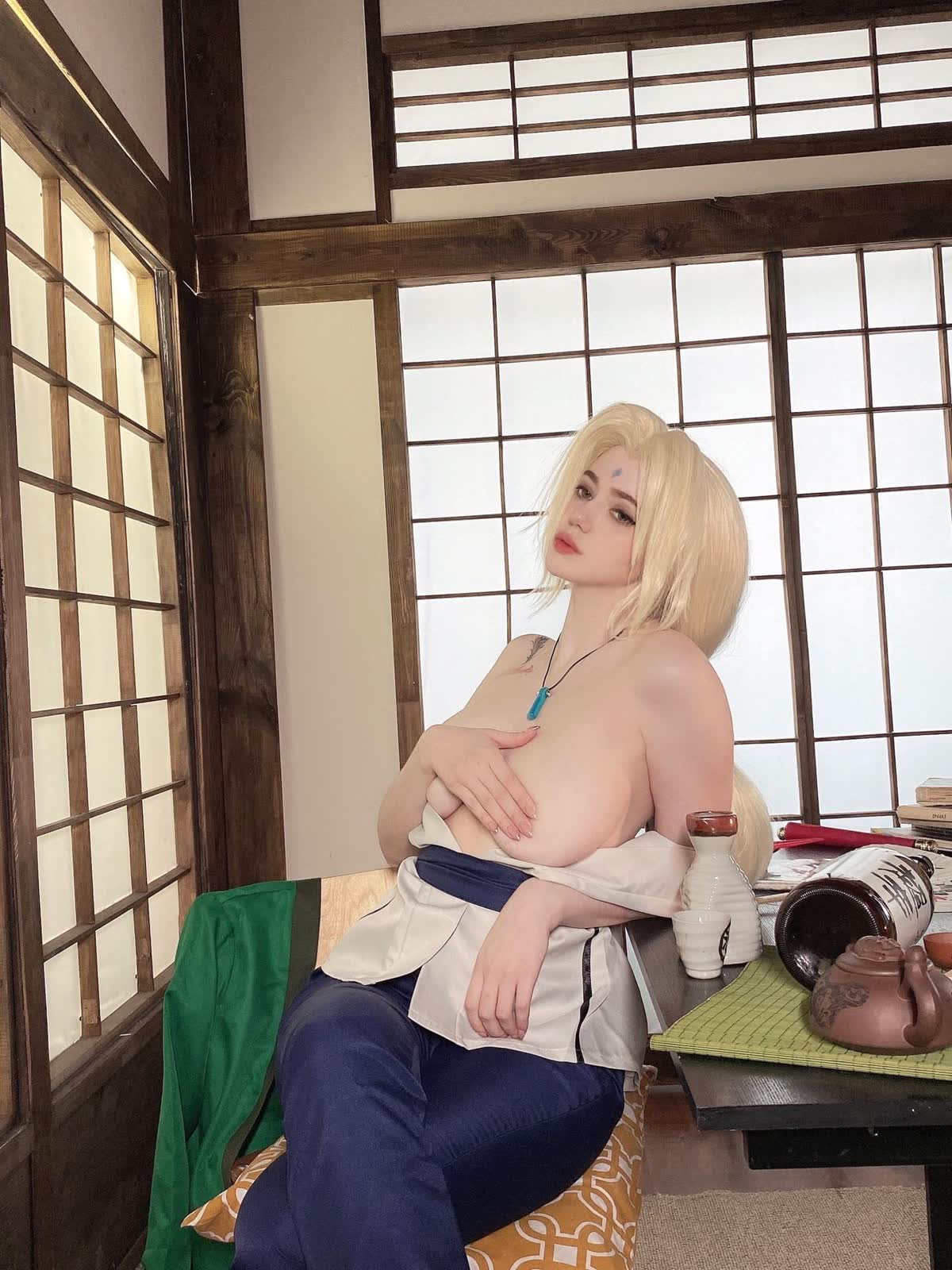 Tsunade cosplay HD photoshoot by Alina Becker