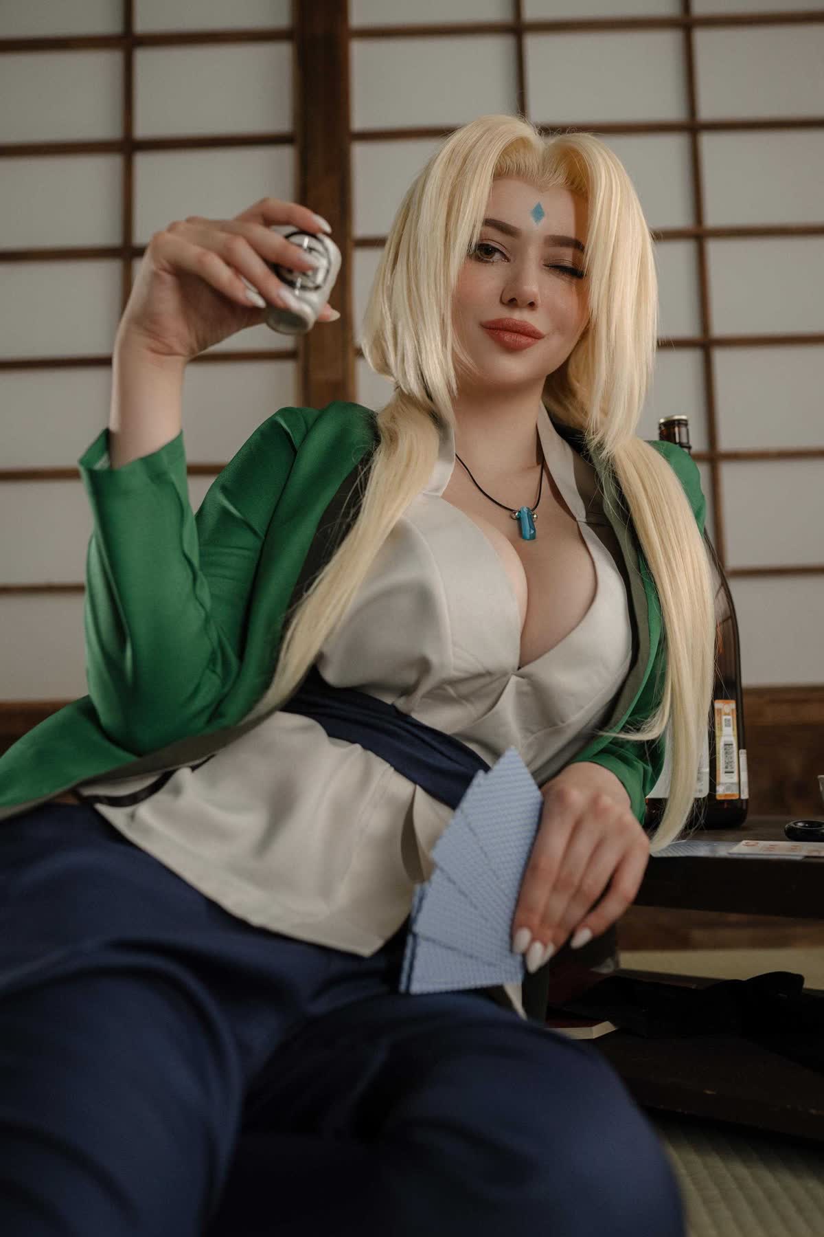 Tsunade Naruto cosplay hot anime girl